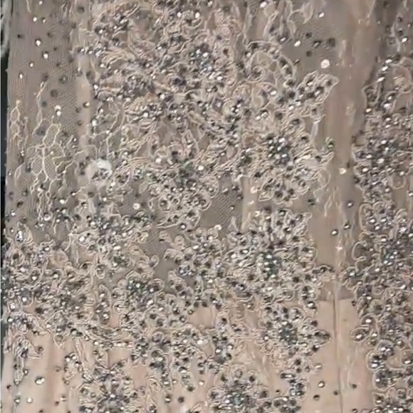 ✔️#68B/103) ❤️ BNWT MAC DUGGAL FEATHERED CRYSTAL EMBELLISHED GOWN #20246 - Picture 8 of 12